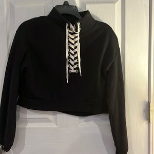 Long sleeve crop hoodie with ties